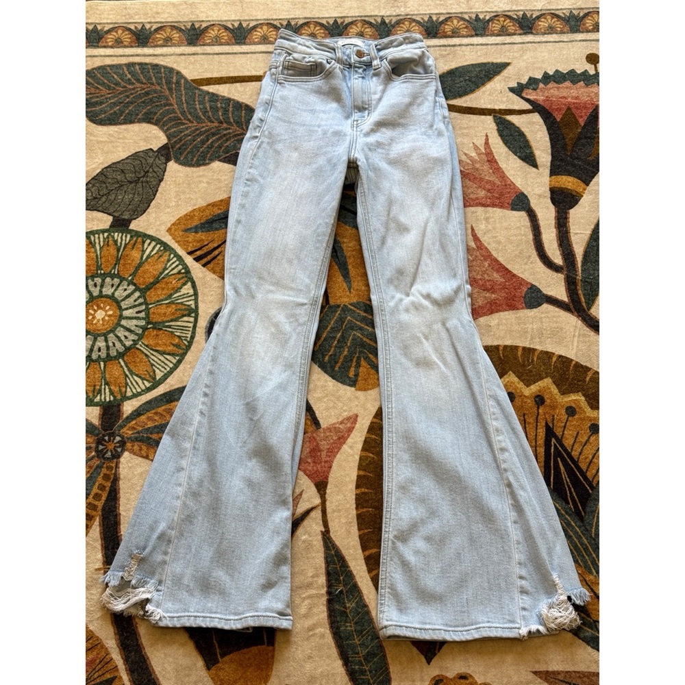 KanCan Light Wash Ultra High Rise Flare Jeans Size 23”